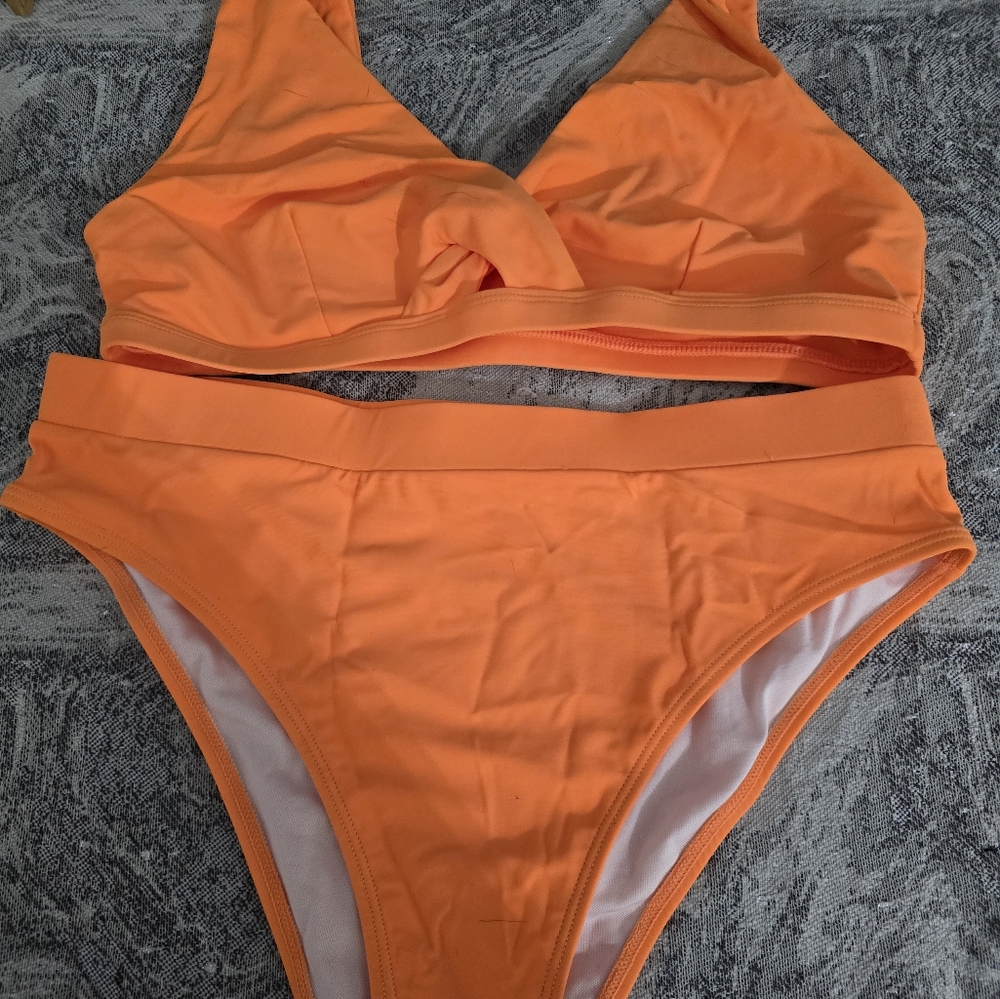 High waist woman's bikini. new without tags. never worn size large